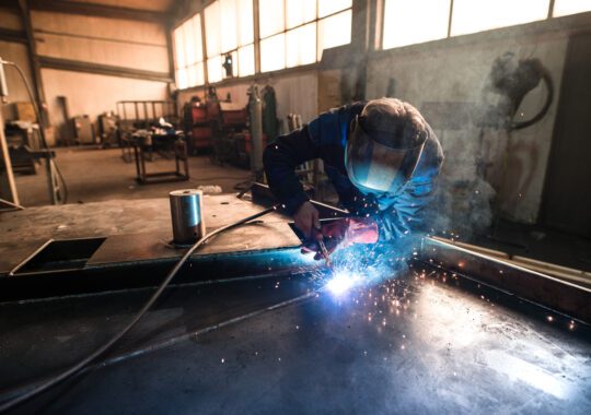 ÇELİKHANE DOG HOUSE KAPILARININ MODERNİZASYONU