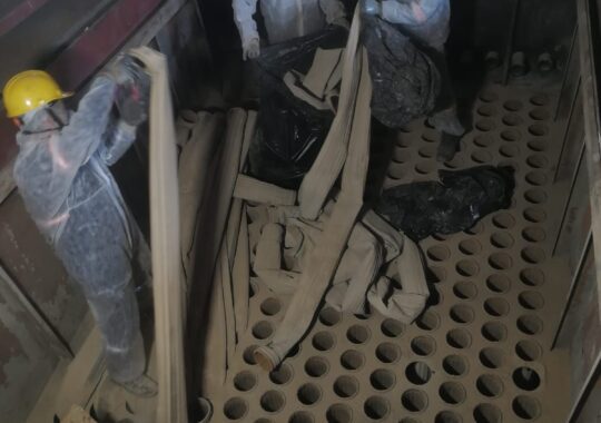 Torbalı Filtre Sisteminde Torba Değişimi